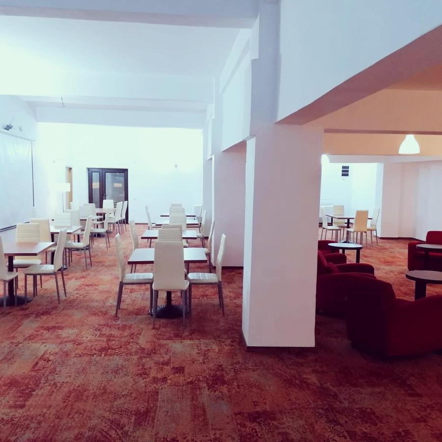 Hotel Mercur 에포리수드 외부 사진